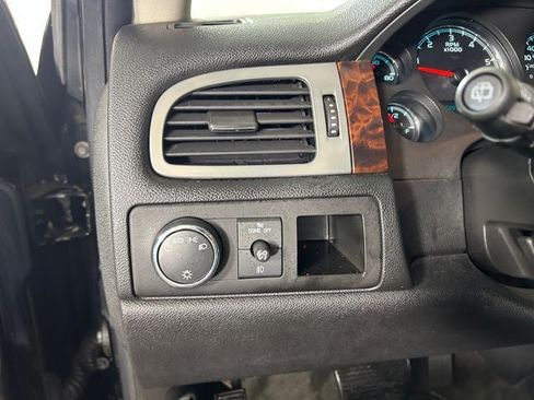 Used 2008 GMC Yukon XL Denali AWD/4WD image 18
