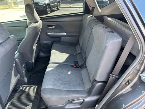 Used 2014 Toyota Prius V Three FWD image 17