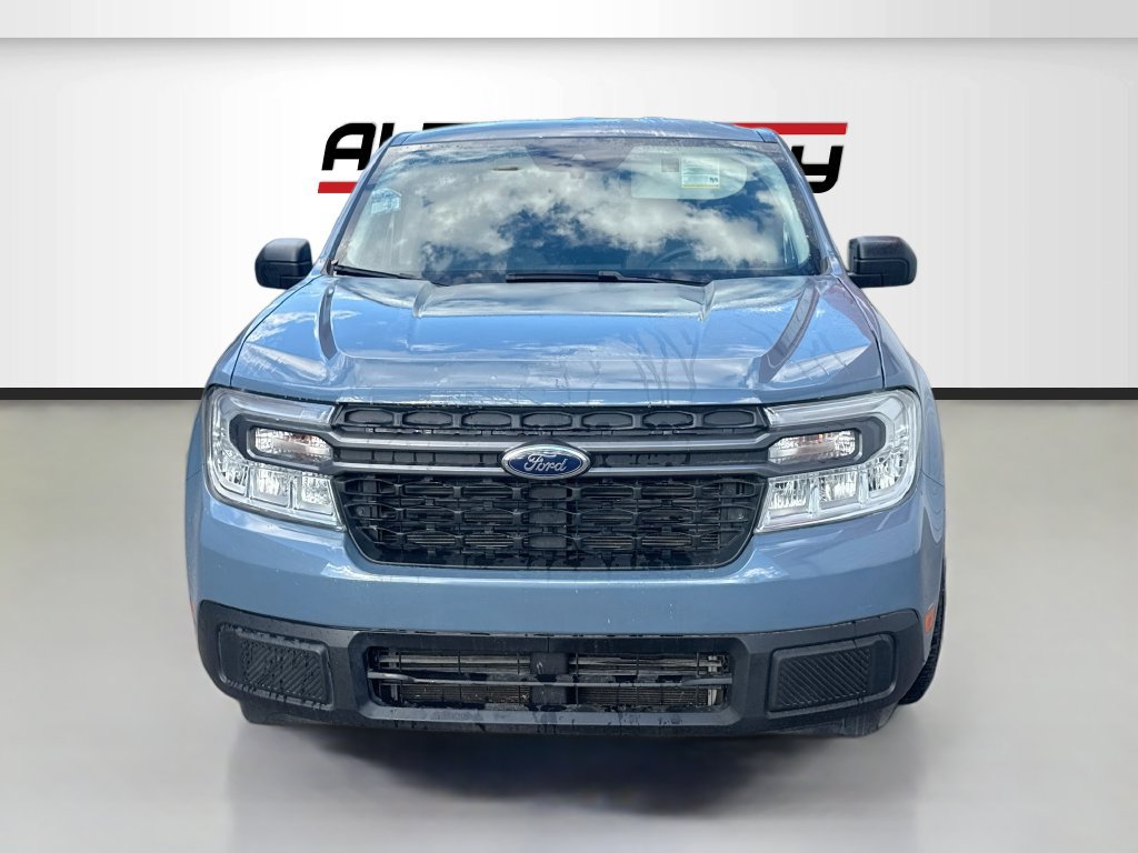 Used 2024 Ford Maverick XLT FWD image 2