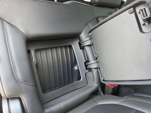 Used 2019 GMC Sierra 1500 SLT w/ SLT Premium Package AWD/4WD image 21