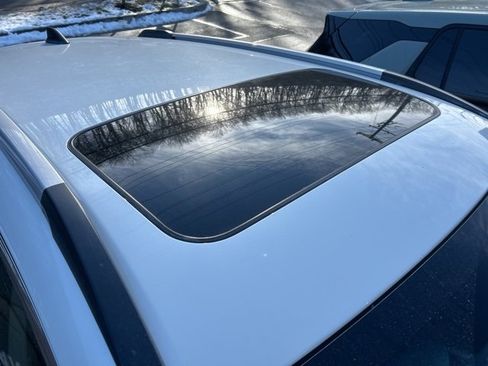 Used 2018 Subaru Outback 3.6R Touring w/ Popular Package #3 image 25