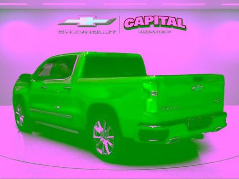Used 2024 Chevrolet Silverado 1500 High Country w/ Technology Package AWD/4WD image 3
