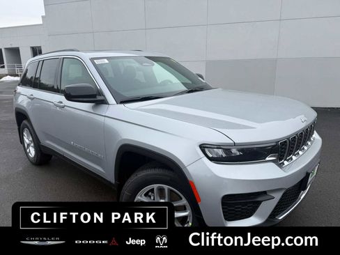 New 2025 Jeep Grand Cherokee Laredo X w/ Luxury Tech Group I image 1
