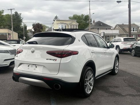 Used 2019 Alfa Romeo Stelvio Ti Sport w/ Quick Order Package 22S Sport AWD/4WD image 9
