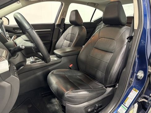 Used 2019 Nissan Altima 2.5 Platinum image 8