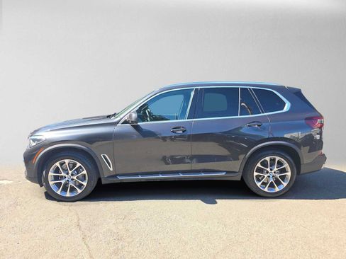 Used 2023 BMW X5 xDrive40i AWD/4WD image 37