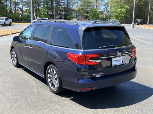 Certified 2024 Honda Odyssey EX-L image 8