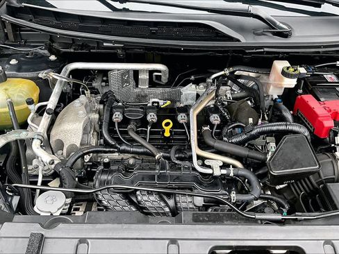 Used 2021 Nissan Rogue S image 31