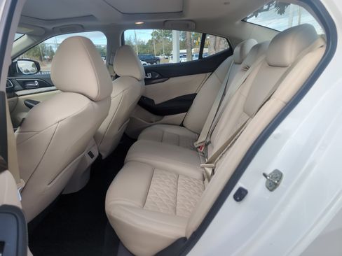 Used 2018 Nissan Maxima Platinum image 31