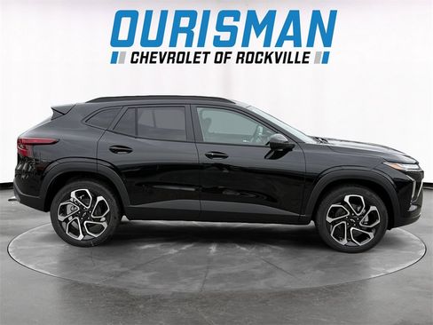 New 2026 Chevrolet Trax RS w/ Sunroof Package image 7