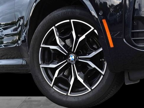 Used 2023 BMW X3 xDrive30i w/ M Sport Package AWD/4WD image 3