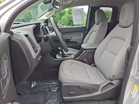 Used 2019 Chevrolet Colorado W/T w/ Custom Special Edition AWD/4WD image 14