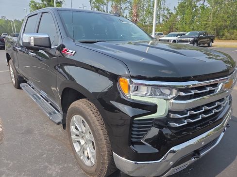Used 2024 Chevrolet Silverado 1500 LTZ w/ Z71 Off-Road Package image 8