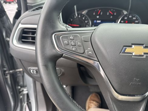 Used 2024 Chevrolet Equinox LT image 19