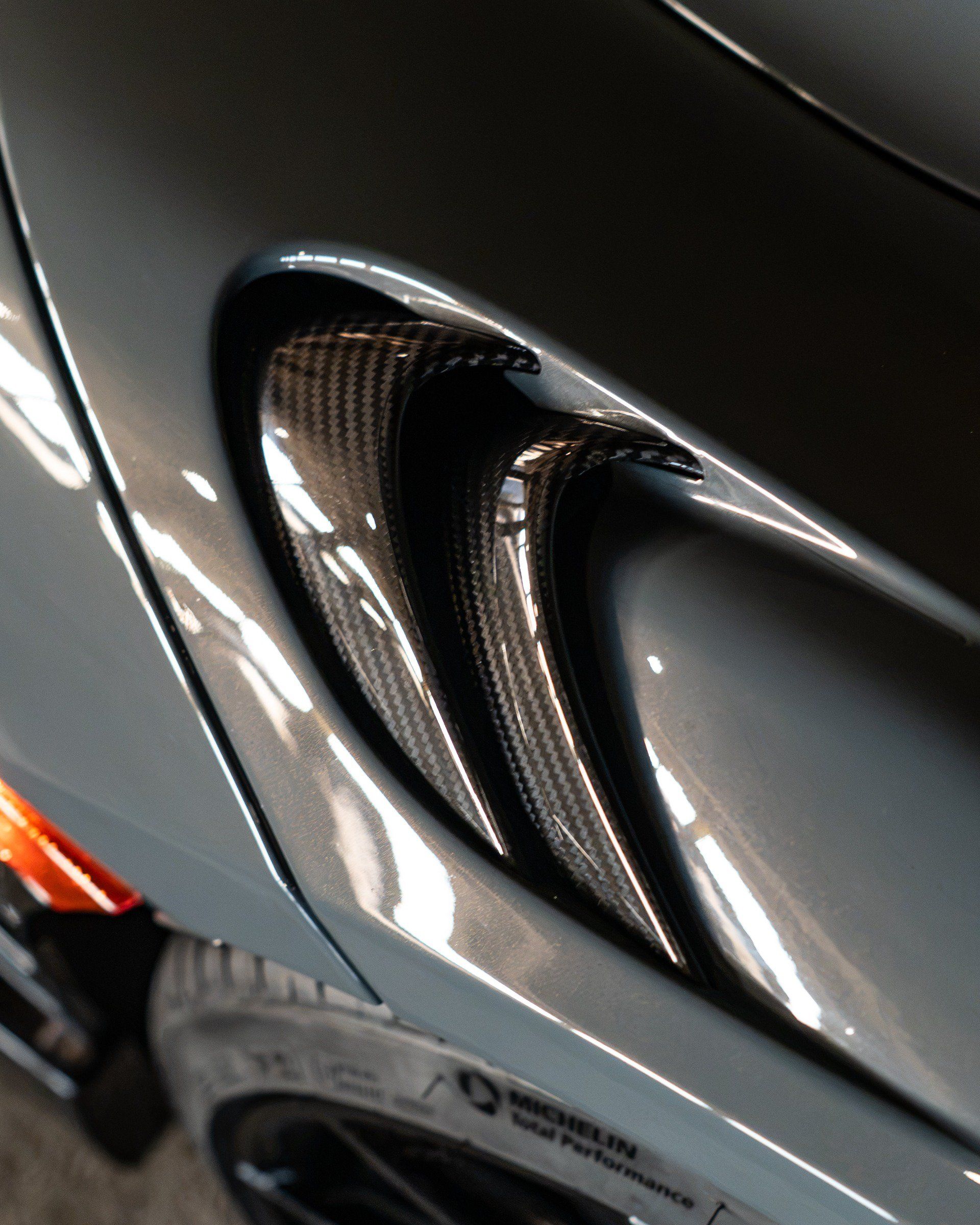 Used 2021 McLaren 765LT RWD image 25