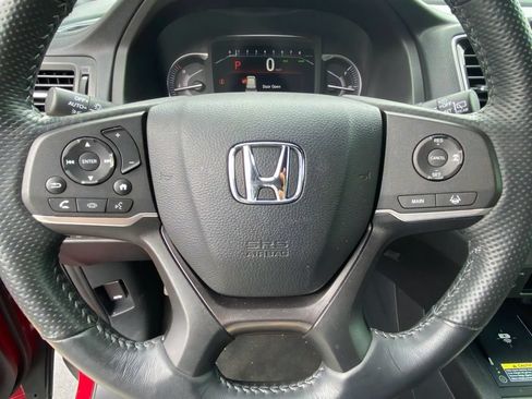 Used 2025 Honda Passport EX-L image 18