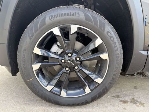 New 2026 Chevrolet Equinox RS w/ Convenience Package III FWD image 11