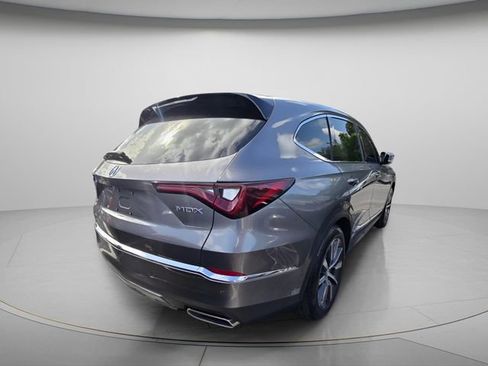 Used 2026 Acura MDX w/ Technology Package FWD image 5