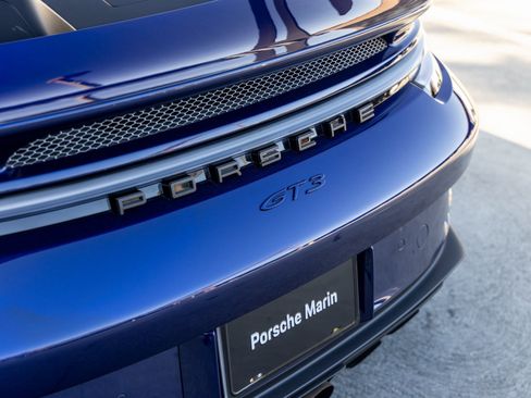 Used 2022 Porsche 911 GT3 image 21