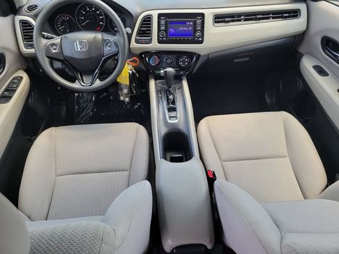 Used 2018 Honda HR-V LX image 14