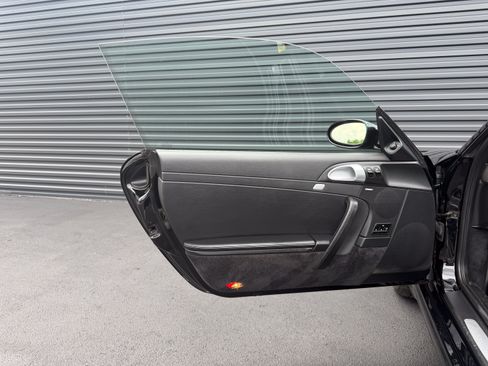 Used 2006 Porsche 911 Carrera RWD image 24