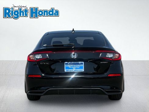 Used 2024 Honda Civic Sport image 5