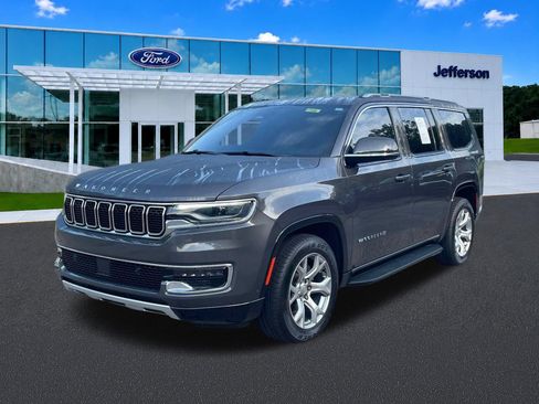 Used 2022 Jeep Wagoneer Series II RWD image 7