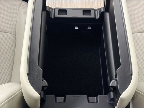 Certified 2025 MAZDA CX-90 3.3 Turbo w/ Premium Plus Pkg image 36