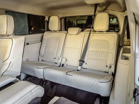 Used 2022 Lincoln Navigator L Black Label image 45