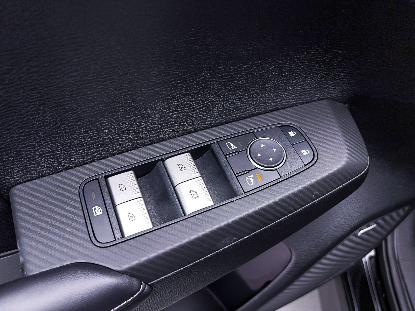 Used 2026 Mitsubishi Outlander LE AWD/4WD image 8