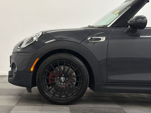 Used 2017 MINI Cooper S image 5