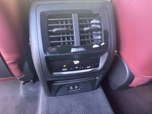 Certified 2024 BMW X3 sDrive30i w/ Convenience Package w/ZPA image 16