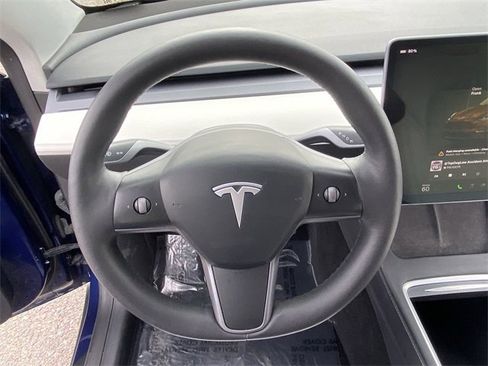 Used 2023 Tesla Model Y Long Range image 25
