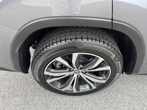 Used 2018 Lexus RX 350 AWD w/ Premium Package image 17