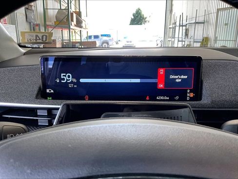 Used 2025 Ford Mustang Mach-E Premium image 25