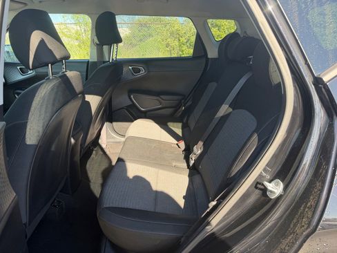 Used 2020 Kia Soul S FWD image 11