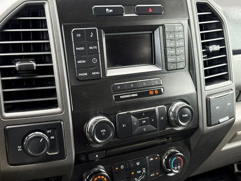 Used 2018 Ford F250 XL w/ Power Equipment Group RWD image 24