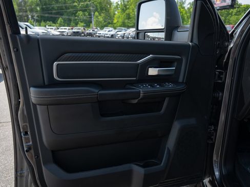 New 2026 RAM 2500 Big Horn AWD/4WD image 16