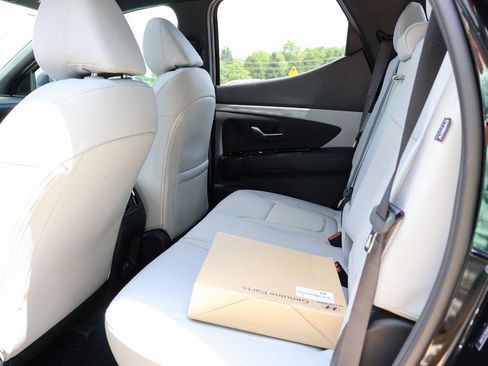 New 2025 Hyundai Santa Cruz SEL image 18