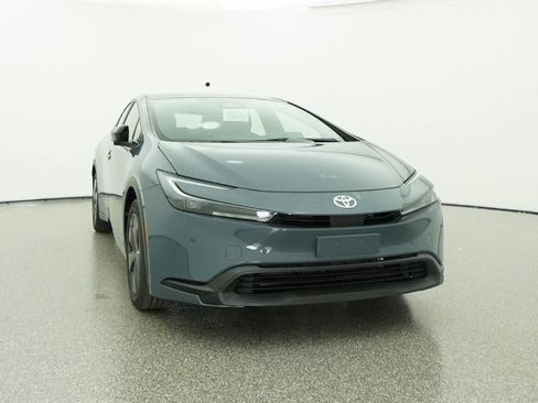 New 2026 Toyota Prius LE image 30