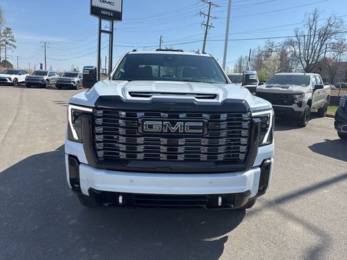 New 2026 GMC Sierra 2500 Denali Ultimate AWD/4WD image 8