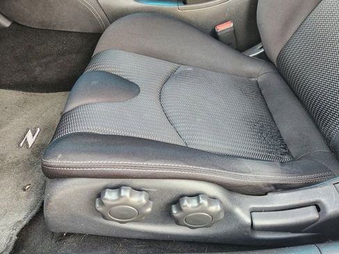 Used 2018 Nissan 370Z Roadster image 28