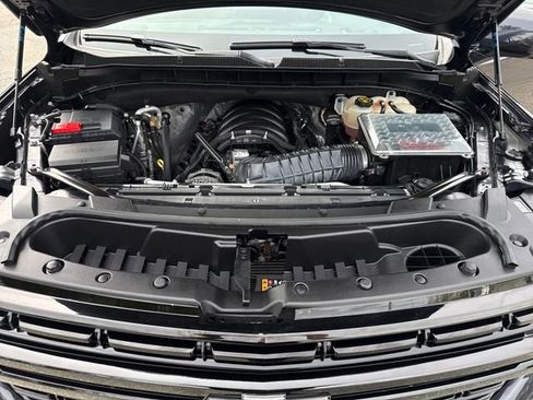 Used 2023 Chevrolet Tahoe RST w/ RST Performance Edition AWD/4WD image 21