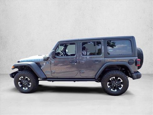 Used 2024 Jeep Wrangler Unlimited Rubicon 4xe w/ Capability Package AWD/4WD image 2