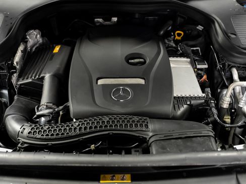 Used 2018 Mercedes-Benz GLC 300 4MATIC Coupe image 64