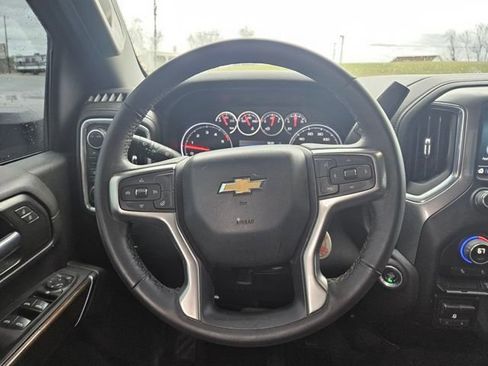 Used 2022 Chevrolet Silverado 2500 LT w/ Convenience Package image 14