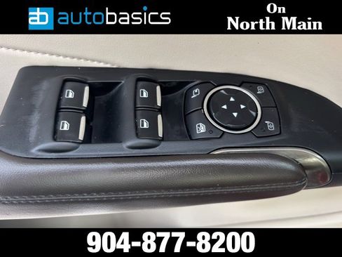 Used 2018 Lincoln MKC Select w/ Select Plus Package image 23