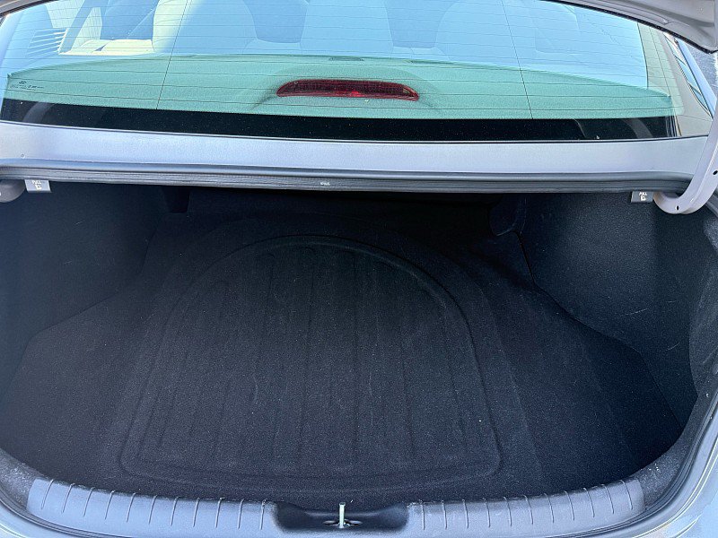 Used 2024 Hyundai Elantra SEL FWD image 17