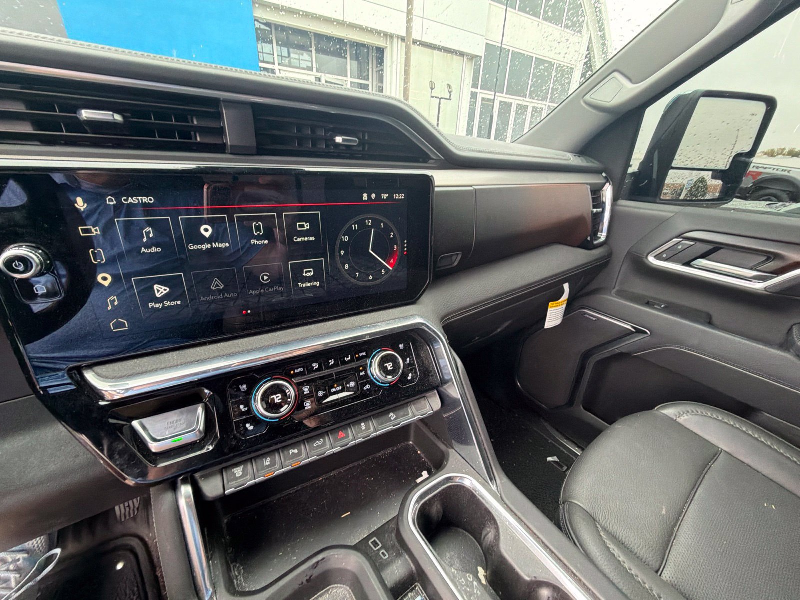 Used 2025 GMC Sierra 2500 Denali w/ Technology Package AWD/4WD image 4