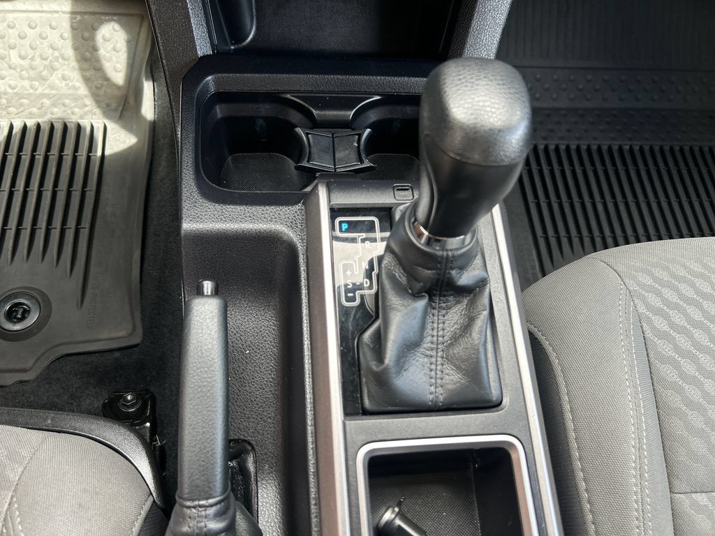 Certified 2023 Toyota Tacoma SR5 AWD/4WD image 27